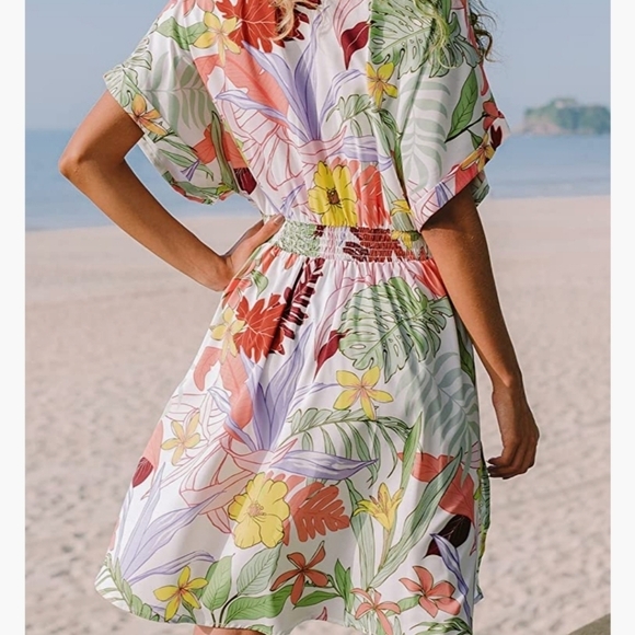 Cupshe Breanne Floral Smocked Back of Waist Mini Dress Size L - Picture 2 of 8